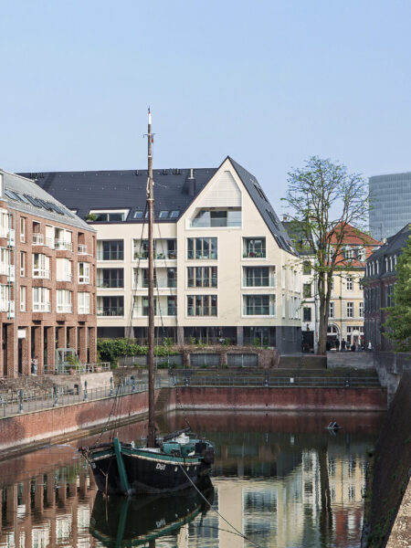 Carlstadtufer, Hafenstraße 4, Düsseldorf